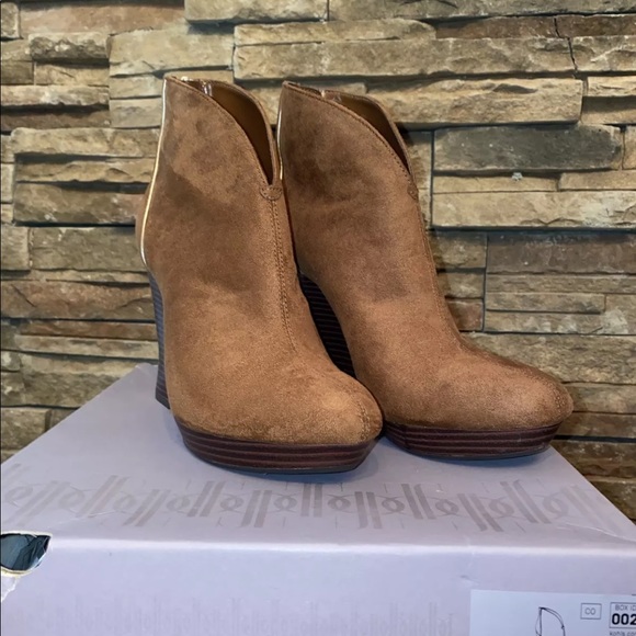 JLo Jennifer Lopez Cognac Ankle Bootie 8.5M - Picture 2 of 6